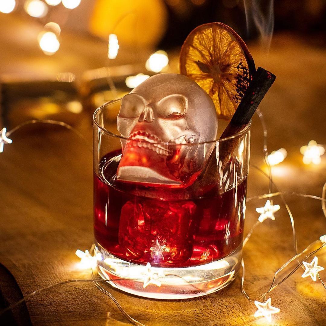 ice cube skull in cocktail made from silicone mould